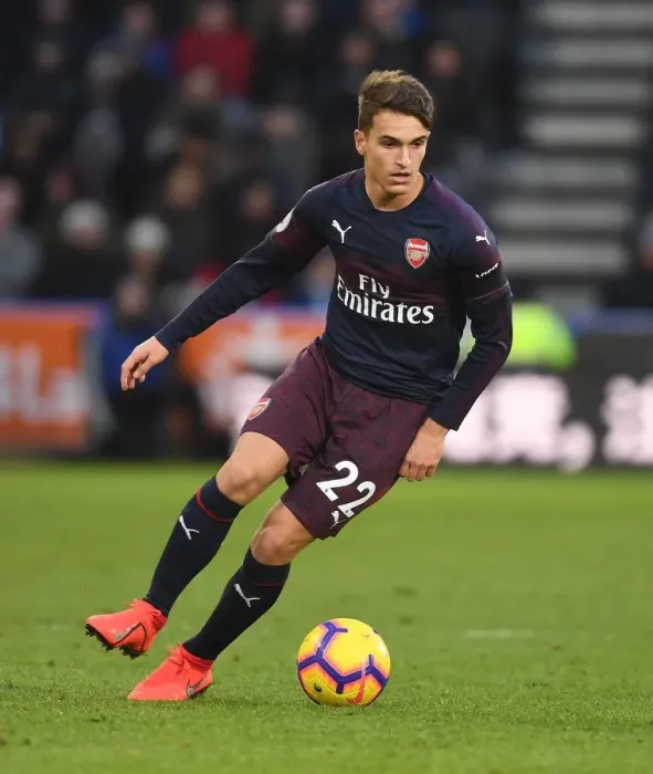 Framed Print : Denis Suarez in Action: Arsenal Takes on Huddersfield in Premier League Clash