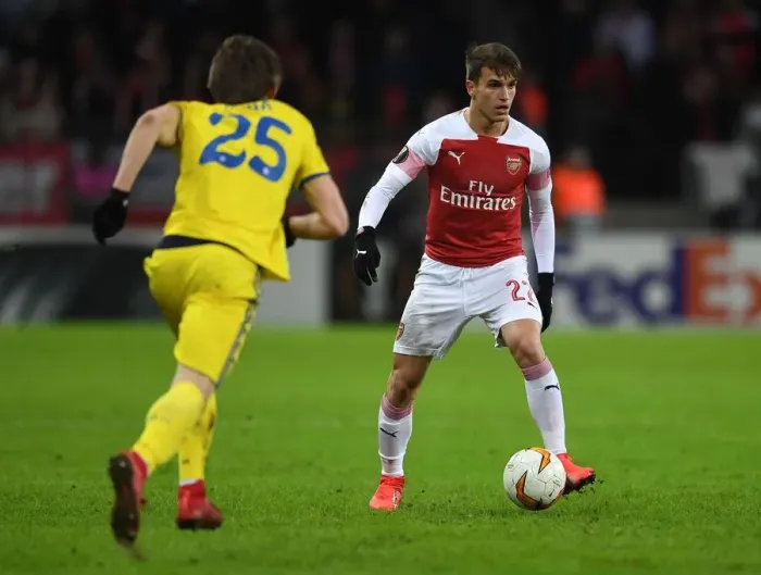 Framed Print : Denis Suarez vs Dmitri Baga: Battle in the Europa League - Arsenal vs BATE Borisov