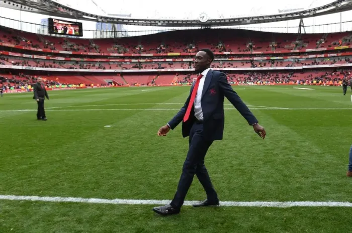 Framed Print : Determined Danny Welbeck: Arsenal's Victory Celebration vs Brighton & Hove Albion (2018-19) Framed Print : Determined Danny Welbeck: Arsenal's Victory Celebration vs Brighton & Hove Albion (2018-19)