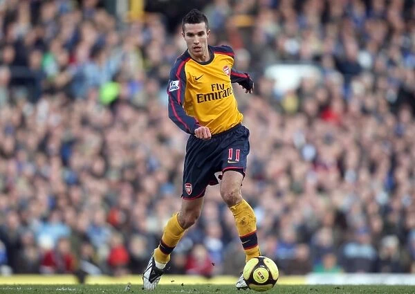 Determined Robin van Persie Leads Arsenal to 0:0 Draw in FA Cup 4th Round Against Cardiff City