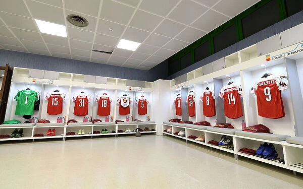 Discovered: Arsenal's Europa League Quarterfinal Kit Found in Napoli Changing Room (2018-19)