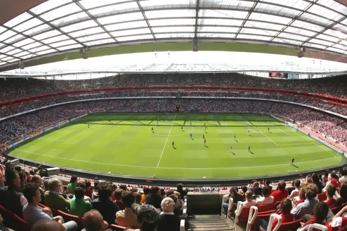 Framed Print : Dominant Chelsea Crushes Arsenal 4-1 in Premier League Showdown at Emirates Stadium, 2009 Framed Print : Dominant Chelsea Crushes Arsenal 4-1 in Premier League Showdown at Emirates Stadium, 2009