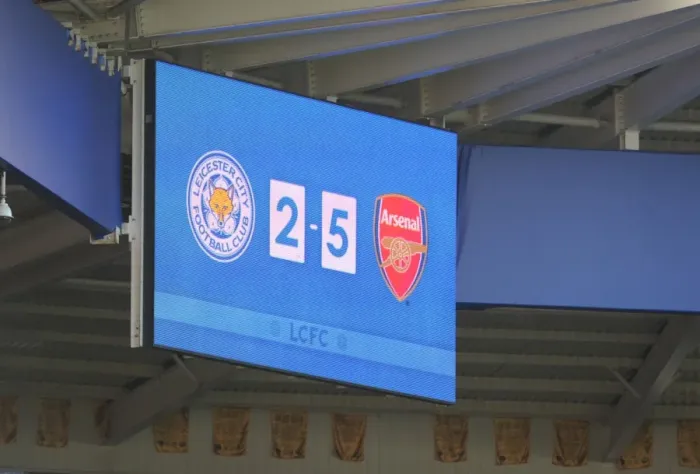 Framed Print : Dramatic Comeback: 2-2 Stalemate between Leicester City and Arsenal - Premier League 2015 / 16