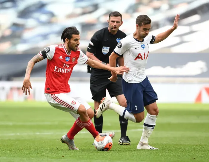 Framed Print : Duel in the Capital: Ceballos vs. Lo Celso - Tottenham vs. Arsenal, Premier League 2019-20 Framed Print : Duel in the Capital: Ceballos vs. Lo Celso - Tottenham vs. Arsenal, Premier League 2019-20
