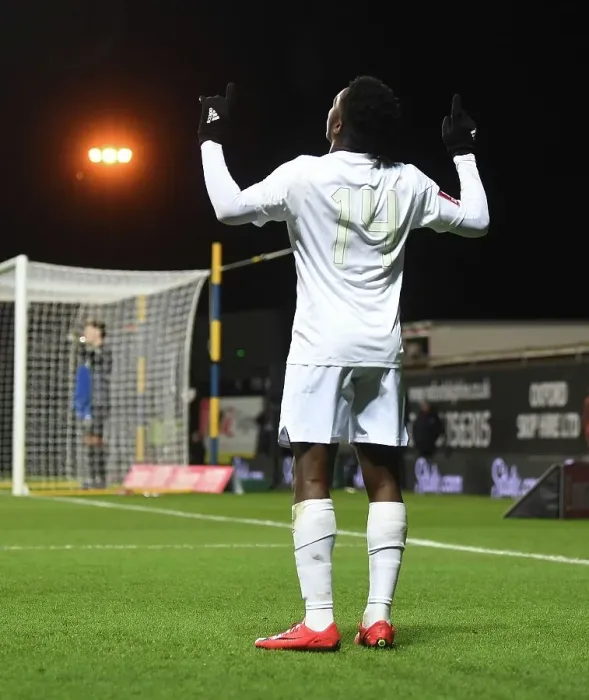 Framed Print : Eddie Nketiah Scores His Second: Arsenal Advances in FA Cup Against Oxford United