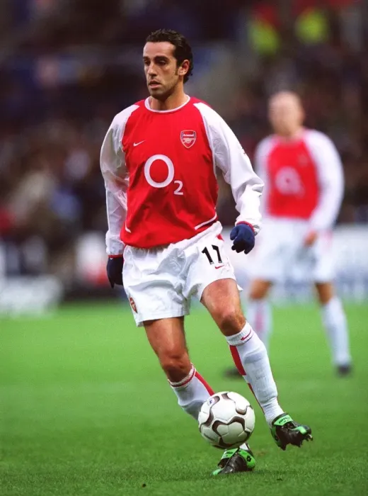 Framed Print : Edu in Action: Arsenal vs Leicester City, FA Premiership, 2003 Framed Print : Edu in Action: Arsenal vs Leicester City, FA Premiership, 2003