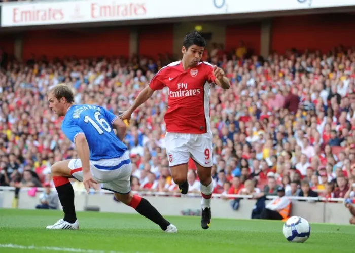 Framed Print : Eduardo (Arsenal) Steven Whittaker (Rangers) Framed Print : Eduardo (Arsenal) Steven Whittaker (Rangers)