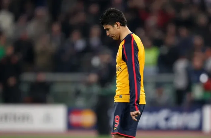 Framed Print : Eduardo (Arsenal) walks away having missed his penalty Framed Print : Eduardo (Arsenal) walks away having missed his penalty