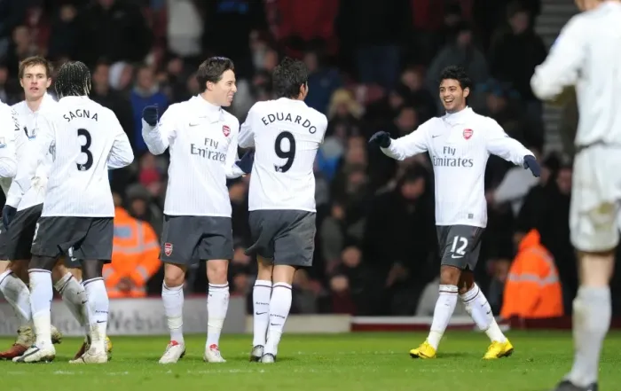 Framed Print : Eduardo celebrates scoring the 2nd Arsenal goal with Samir Nasri and Carlos Vela Framed Print : Eduardo celebrates scoring the 2nd Arsenal goal with Samir Nasri and Carlos Vela