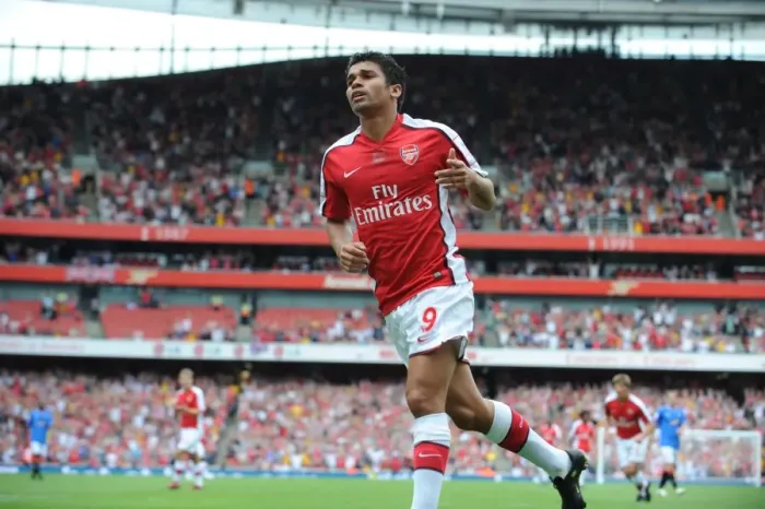 Framed Print : Eduardo's Brace: Arsenal's 3-0 Victory Over Rangers in the Emirates Cup Framed Print : Eduardo's Brace: Arsenal's 3-0 Victory Over Rangers in the Emirates Cup