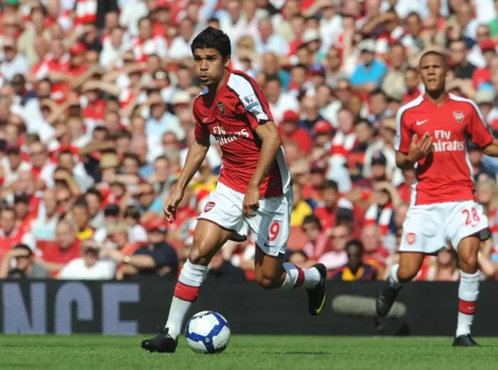 Framed Print : Eduardo's Brilliant Goal: Arsenal's 4-1 Victory over Portsmouth at Emirates Stadium, 2009