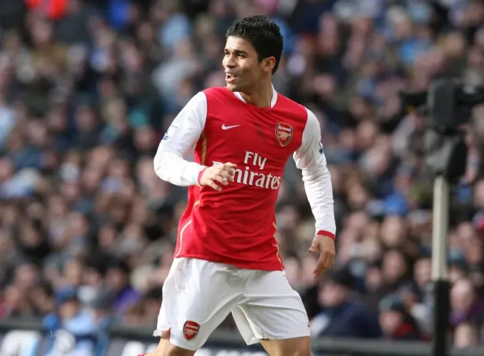 Framed Print : Eduardo's Triumph: Arsenal's Exhilarating 3-1 Win Against Manchester City