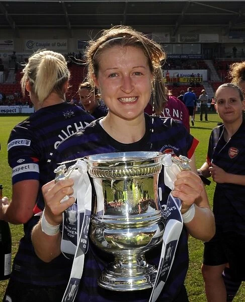 Ellen White Lifts FA Women's Cup with Arsenal Ladies after Victory over Bristol Academy