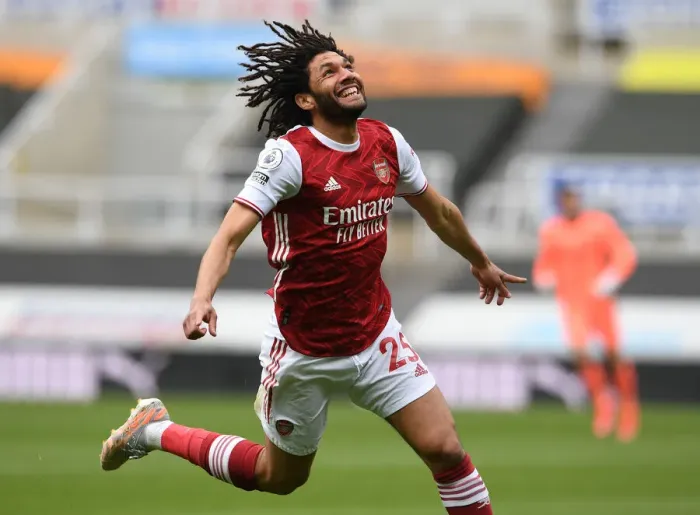 Framed Print : Elneny Scores the Winner: Arsenal Triumph Over Newcastle in Empty St. James Park