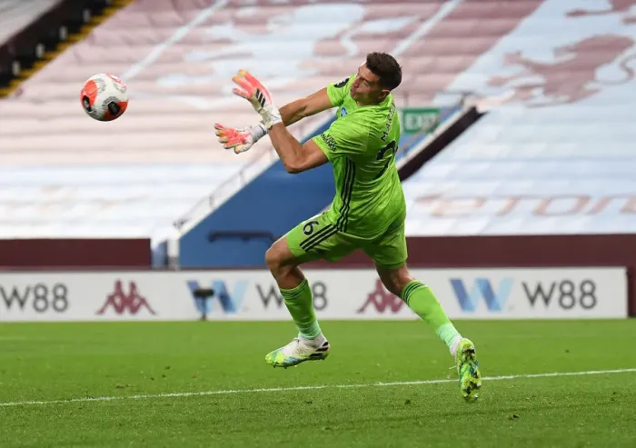 Framed Print : Emi Martinez: In Action Against Aston Villa in Premier League 2019-2020