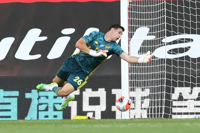 Framed Print : Emi Martinez in Action: Southampton vs. Arsenal, Premier League 2019-2020 - Arsenal Goalkeeper's Determined Performance Framed Print : Emi Martinez in Action: Southampton vs. Arsenal, Premier League 2019-2020 - Arsenal Goalkeeper's Determined Performance