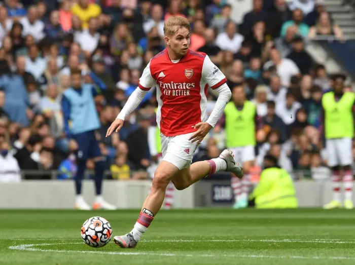 Framed Print : Emile Smith Rowe in Action: Arsenal vs. Tottenham Hotspur at The Mind Series, 2021-22 Framed Print : Emile Smith Rowe in Action: Arsenal vs. Tottenham Hotspur at The Mind Series, 2021-22
