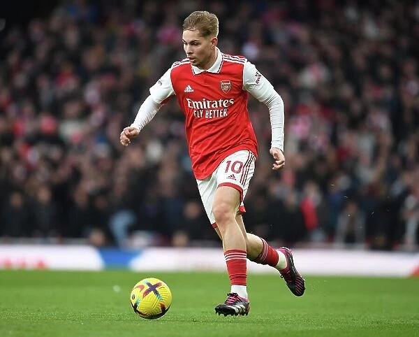 Emile Smith Rowe in Action: Arsenal vs AFC Bournemouth, Premier League 2022-23