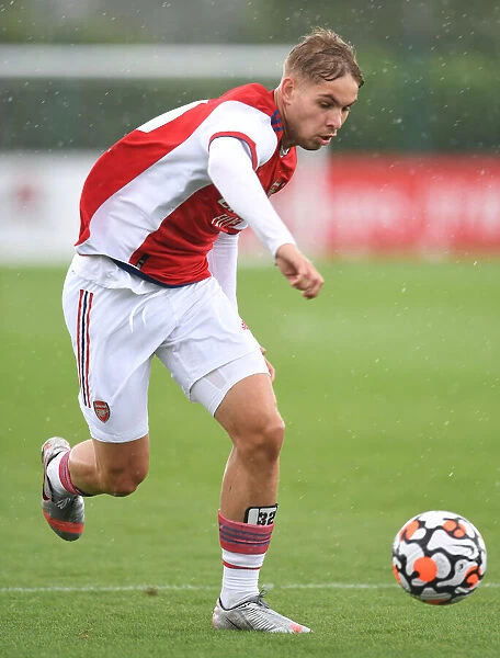 Emile Smith Rowe in Action: Arsenal's Pre-Season Battle against Watford, 2021