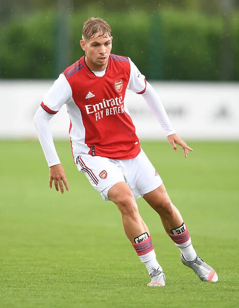 Emile Smith Rowe in Action: Arsenal's Pre-Season Battle against Watford (2021-22)
