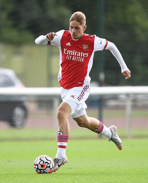 Emile Smith Rowe in Action: Arsenal's Pre-Season Battle against Watford (2021-22)