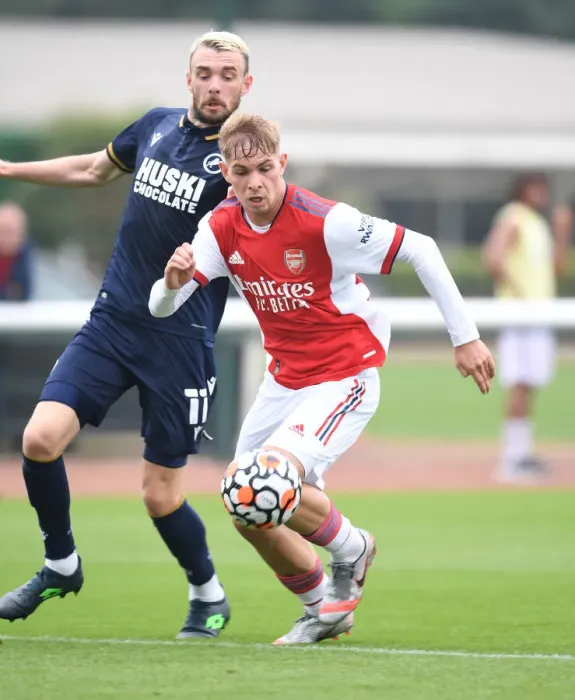 Framed Print : Emile Smith Rowe in Action: Arsenal's Pre-Season Showdown Against Millwall