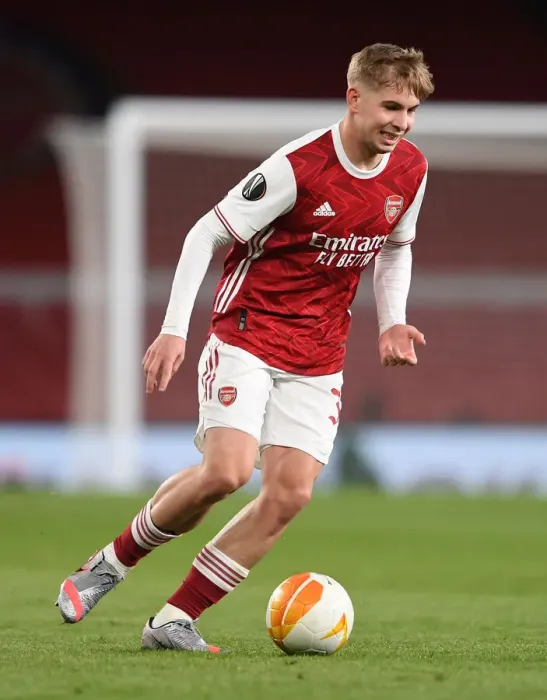 Framed Print : Emile Smith Rowe Alone: UEFA Europa League Semi-Final at Emirates Amidst Coronavirus Restrictions Framed Print : Emile Smith Rowe Alone: UEFA Europa League Semi-Final at Emirates Amidst Coronavirus Restrictions