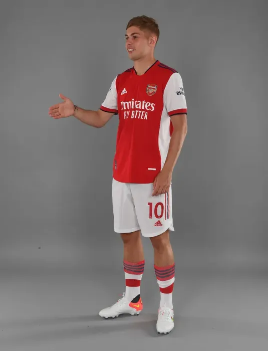 Framed Print : Emile Smith Rowe: Arsenal's Ready-to-Go Star at 2021-22 Season Kick-Off Framed Print : Emile Smith Rowe: Arsenal's Ready-to-Go Star at 2021-22 Season Kick-Off