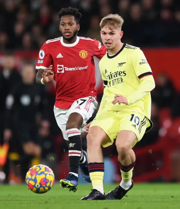 Framed Print : Emile Smith Rowe Faces Pressure from Fred in Manchester United vs Arsenal Premier League Clash (2020-21) Framed Print : Emile Smith Rowe Faces Pressure from Fred in Manchester United vs Arsenal Premier League Clash (2020-21)