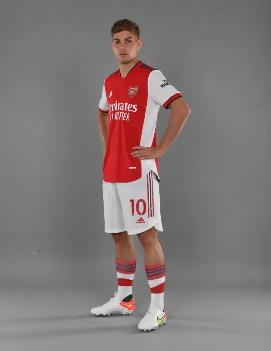 Framed Print : Emile Smith Rowe Kicks Off Arsenal's 2021-22 Season at London Colney Training Ground