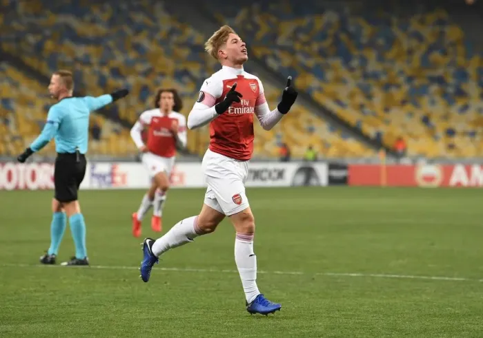 Framed Print : Emile Smith Rowe Scores First Goal: Arsenal Triumphs Over Vorskla Poltava in Europa League