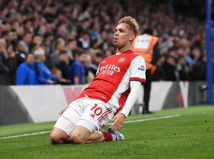 Framed Print : Emile Smith Rowe Scores the Thrilling Rivalry Goal: Chelsea vs Arsenal, Premier League 2021-22 Framed Print : Emile Smith Rowe Scores the Thrilling Rivalry Goal: Chelsea vs Arsenal, Premier League 2021-22