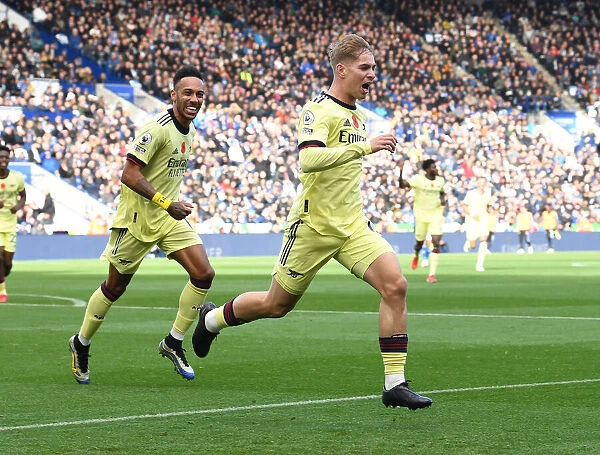 Emile Smith Rowe Scores Thrilling Second Goal for Arsenal at Leicester City's King Power Stadium, Premier League 2021-22