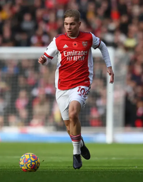 Framed Print : Emile Smith Rowe Shines: Arsenal Dominates Watford in Premier League Clash