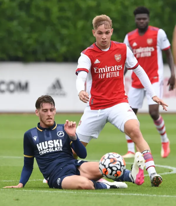 Framed Print : Emile Smith Rowe Shines: Arsenal's Pre-Season Victory over Millwall (2021-22)
