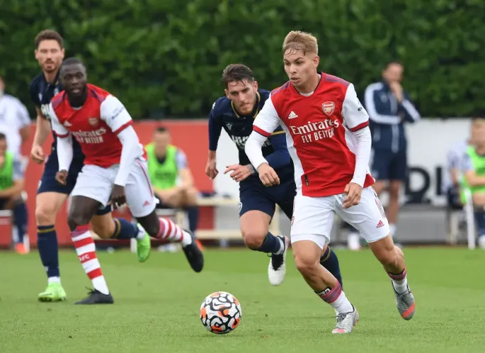 Framed Print : Emile Smith Rowe Shines: Arsenal's Pre-Season Win Against Millwall