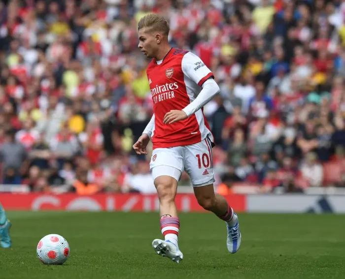 Framed Print : Emile Smith Rowe Shines: Arsenal's Star Performance Against Manchester United (2021-22) Framed Print : Emile Smith Rowe Shines: Arsenal's Star Performance Against Manchester United (2021-22)