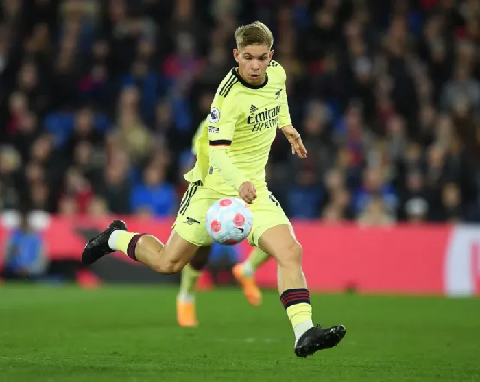 Framed Print : Emile Smith Rowe Shines: Arsenal's Victory Over Crystal Palace in the Premier League 2021-22