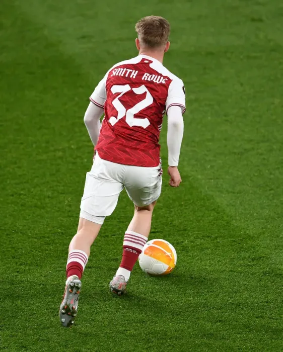 Framed Print : Emile Smith Rowe Shines in Empty Emirates: Arsenal's Standout Performance Against Olympiacos in UEFA Europa League 2021 Framed Print : Emile Smith Rowe Shines in Empty Emirates: Arsenal's Standout Performance Against Olympiacos in UEFA Europa League 2021