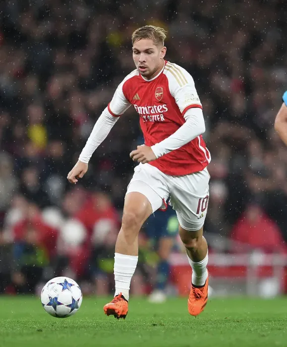 Framed Print : Emile Smith Rowe Stars: Arsenal's Victory Over PSV Eindhoven in the Champions League (2023 / 24) Framed Print : Emile Smith Rowe Stars: Arsenal's Victory Over PSV Eindhoven in the Champions League (2023 / 24)