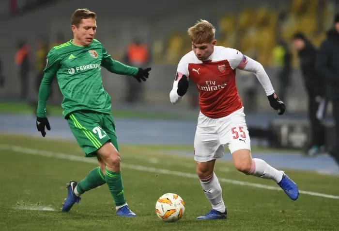 Framed Print : Emile Smith Rowe vs Vadym Sapai: Clash in the Europa League between Arsenal and Vorskla Poltava Framed Print : Emile Smith Rowe vs Vadym Sapai: Clash in the Europa League between Arsenal and Vorskla Poltava