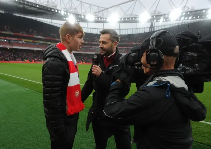 Framed Print : Emile Smith-Rowe's Double Impact: Arsenal v Tottenham Half-Time Interview (Premier League 2017-18) Framed Print : Emile Smith-Rowe's Double Impact: Arsenal v Tottenham Half-Time Interview (Premier League 2017-18)