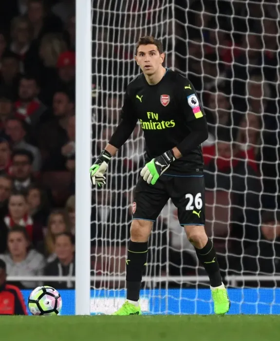 Framed Print : Emiliano Martinez in Action: Arsenal vs. West Ham United, Premier League 2016-17