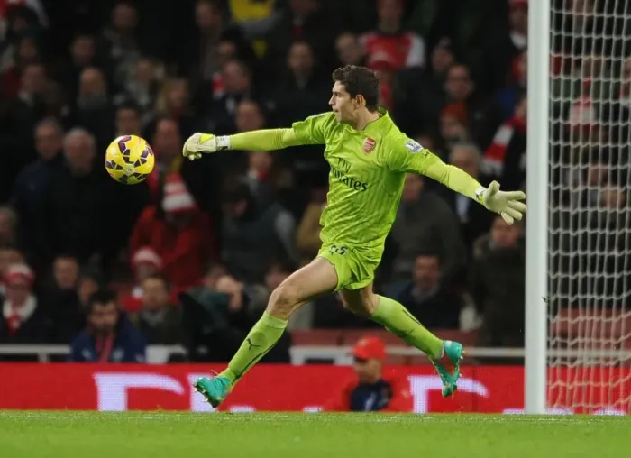 Framed Print : Emiliano Martinez: Arsenal vs. Southampton, Premier League 2014-15