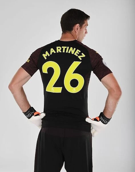 Emiliano Martinez at Arsenal's 2018 / 19 First Team Photo Call