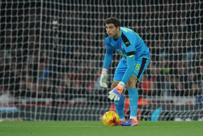 Framed Print : Emiliano Martinez: Arsenal's EFL Cup Hero vs. Southampton (November 2016)