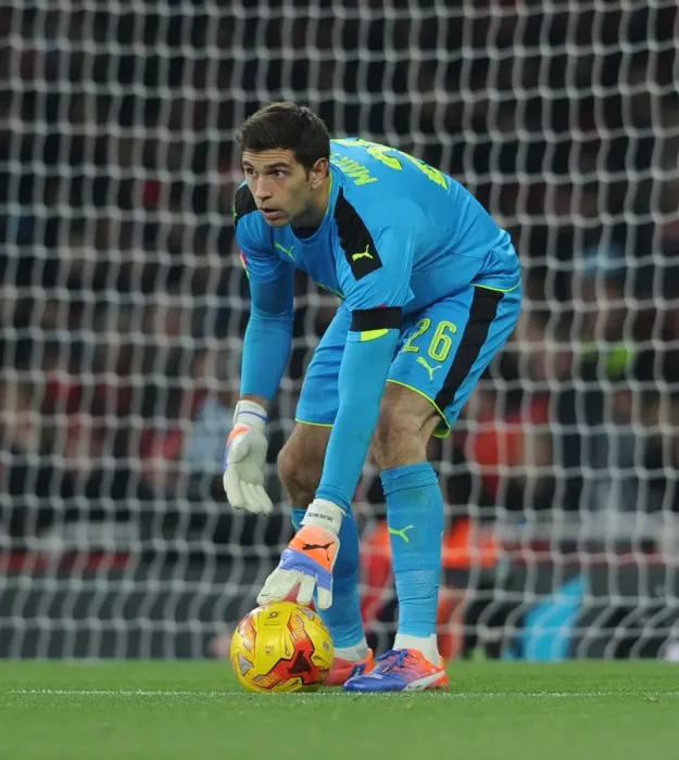 Framed Print : Emiliano Martinez: Arsenal's EFL Cup Hero vs. Southampton (November 2016)