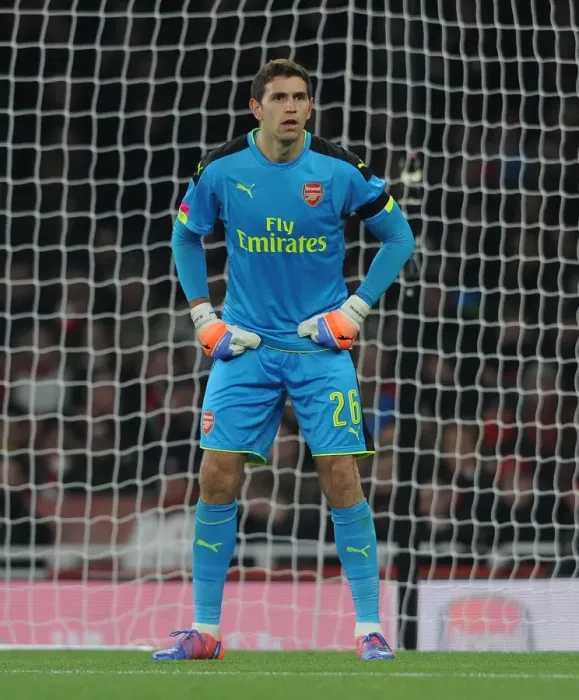 Framed Print : Emiliano Martinez: Arsenal's EFL Cup Hero vs Southampton (2016-17) Framed Print : Emiliano Martinez: Arsenal's EFL Cup Hero vs Southampton (2016-17)