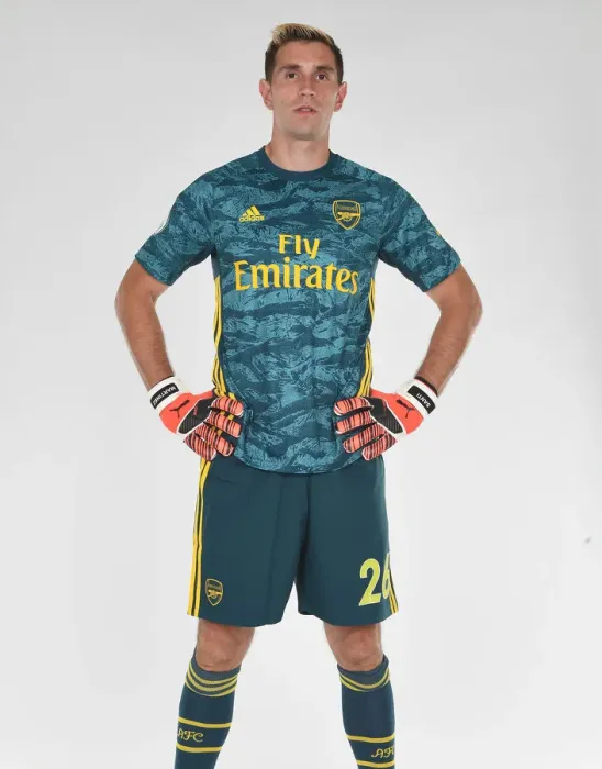 Framed Print : Emiliano Martinez: Arsenal's Ready-to-Go Goalkeeper for 2019-20 Season Framed Print : Emiliano Martinez: Arsenal's Ready-to-Go Goalkeeper for 2019-20 Season