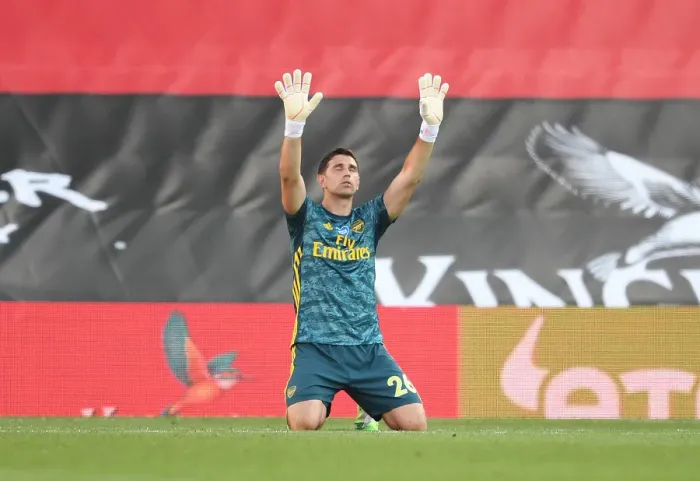 Framed Print : Emiliano Martinez: Arsenal's Unforgettable Hero in Southampton Victory (2019-20)